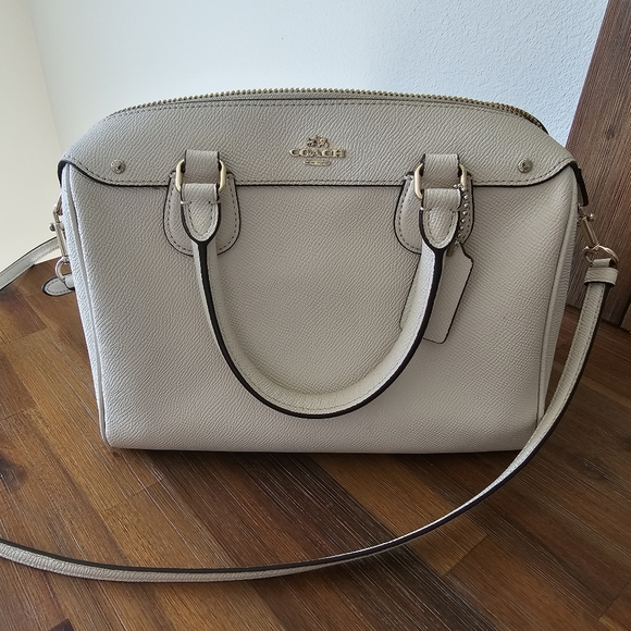 Coach Handbags - Coach nag